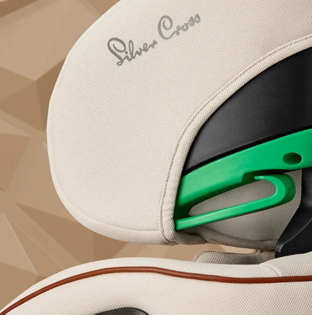 Silver Cross Discover i-Size kolor Almond - Fotelik Samochodowy (100-150 cm | 15-36 kg)